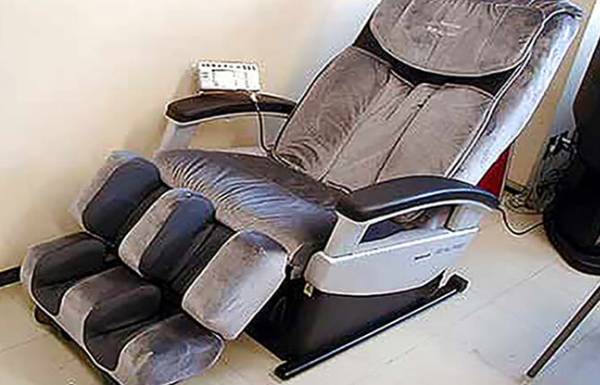 Ghế massage tại sao nhiều nhà lỗi hỏng không muốn sửa